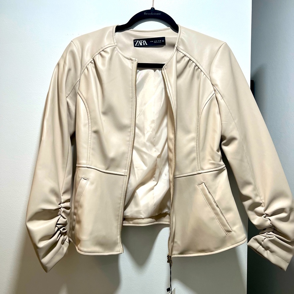 NEW: Nude leather jacket